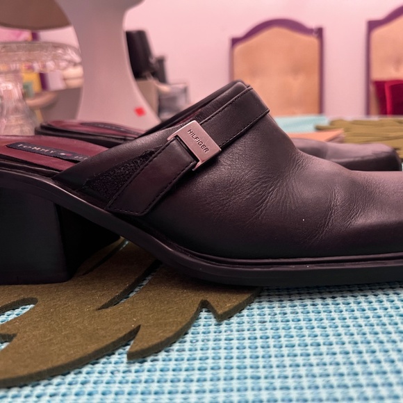 Tommy Hilfiger Black Leather Mules - Picture 2 of 4